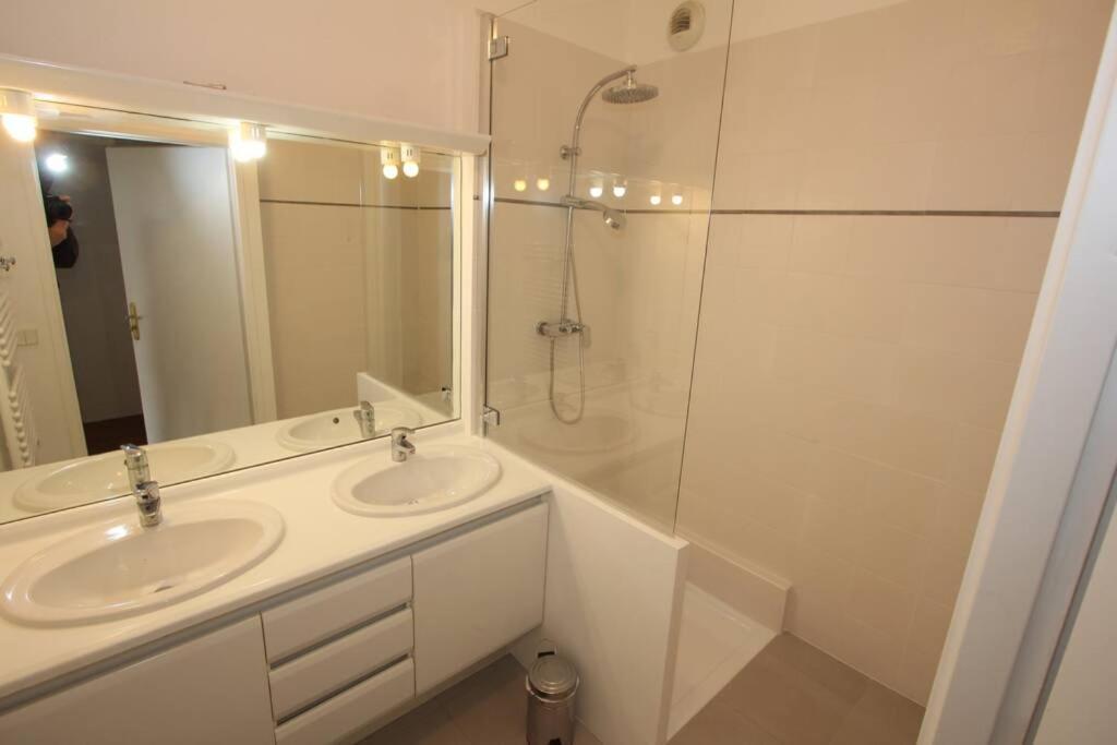 Sloan Square Apartment Bmyguest Serris Buitenkant foto